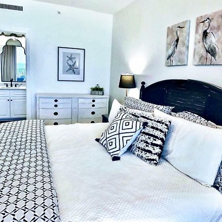 Barefoot Bliss - Beachfront Condo - Sleeps 12 Panama City Beach Bagian luar foto
