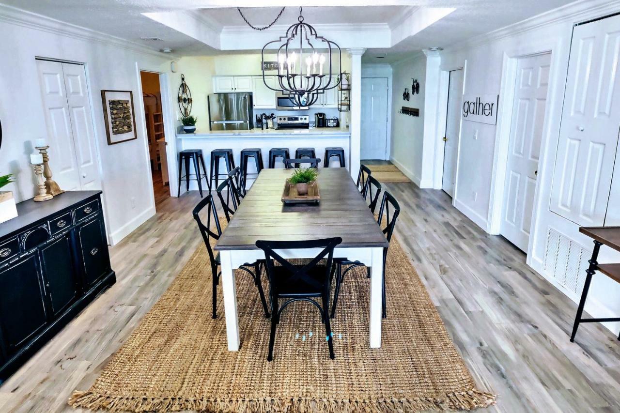 Barefoot Bliss - Beachfront Condo - Sleeps 12 Panama City Beach Bagian luar foto