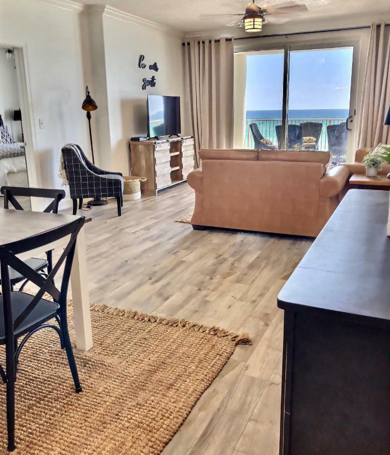 Barefoot Bliss - Beachfront Condo - Sleeps 12 Panama City Beach Bagian luar foto