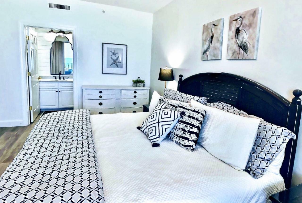 Barefoot Bliss - Beachfront Condo - Sleeps 12 Panama City Beach Bagian luar foto