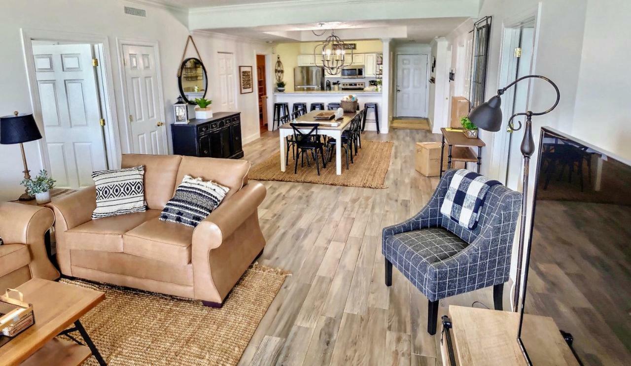 Barefoot Bliss - Beachfront Condo - Sleeps 12 Panama City Beach Bagian luar foto
